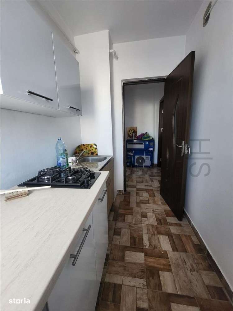 Apartament 2 Camere, Decomandat, etaj 3 din 4, Sud-7