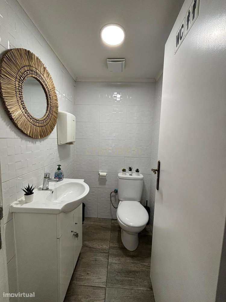 Cafe Renovado na Damaia-8