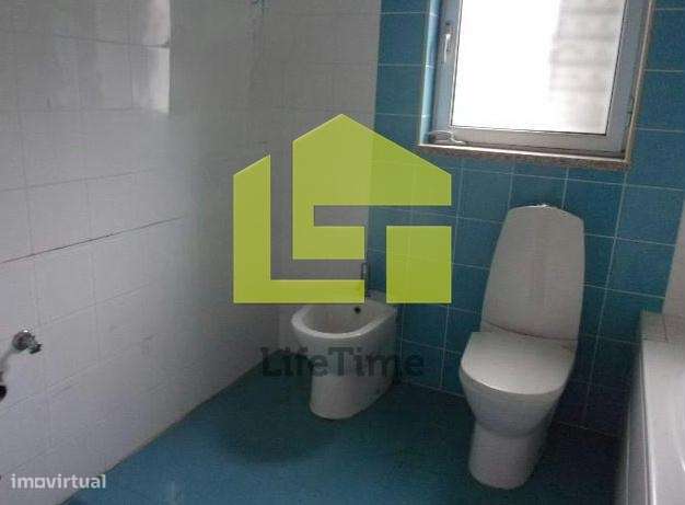 Moradia T4 em Castro Daire - Grande imagem: 5/6