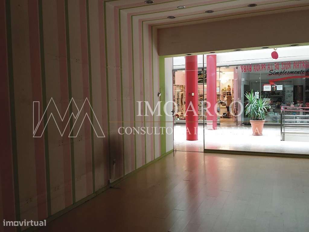 Loja com duas frentes - Grande imagem: 5/7