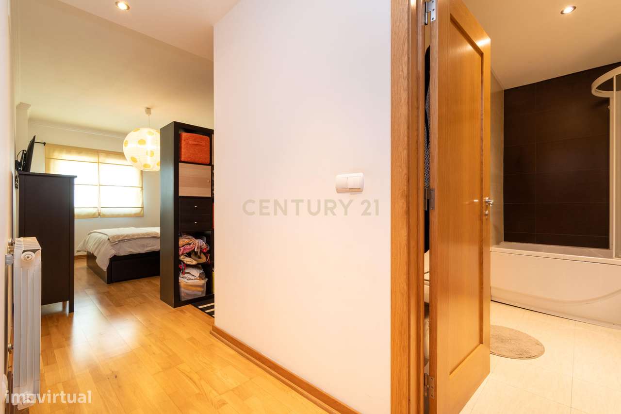 Apartamento T3 na Quinta da Parreirinha-14