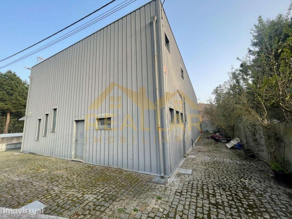 ARMAZEM INDUSTRIAL PRONTO A FUNCIONAR em Barcelos - Grande imagem: 4/28