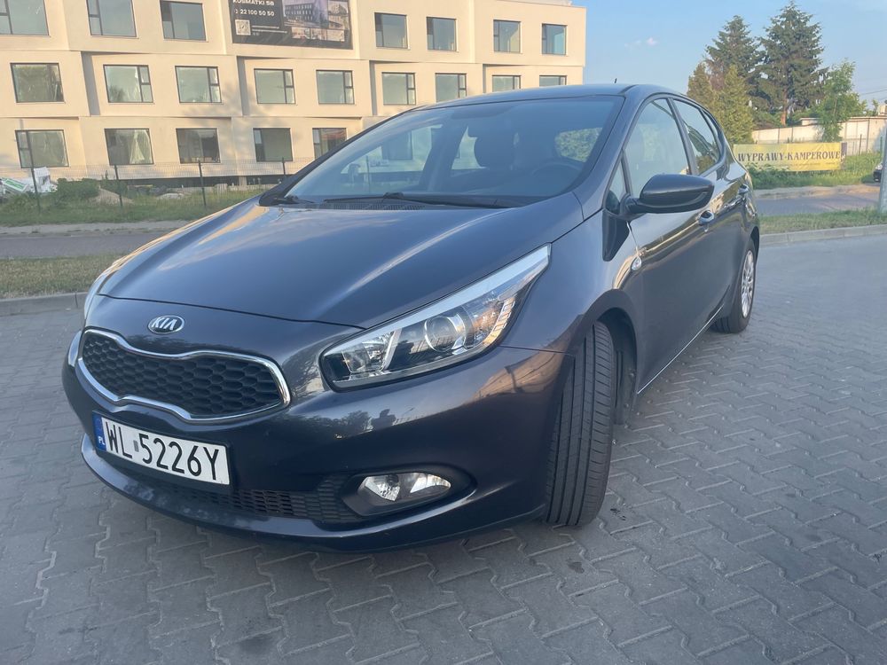 Kia Ceed II (2012-) 1.6 CRDi 115 ISG Vision 2014