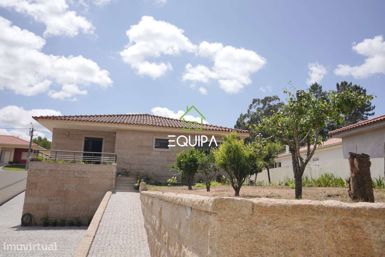 MORADIA ISOLADA T3+T2-0