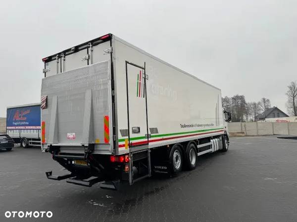 Volvo FM 330 Chłodnia 23palety Super Stan - 4