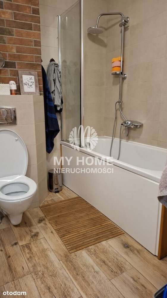 Wyjątkowy Dom Bliźniak na Sprzedaż w Żyrardowie!-10