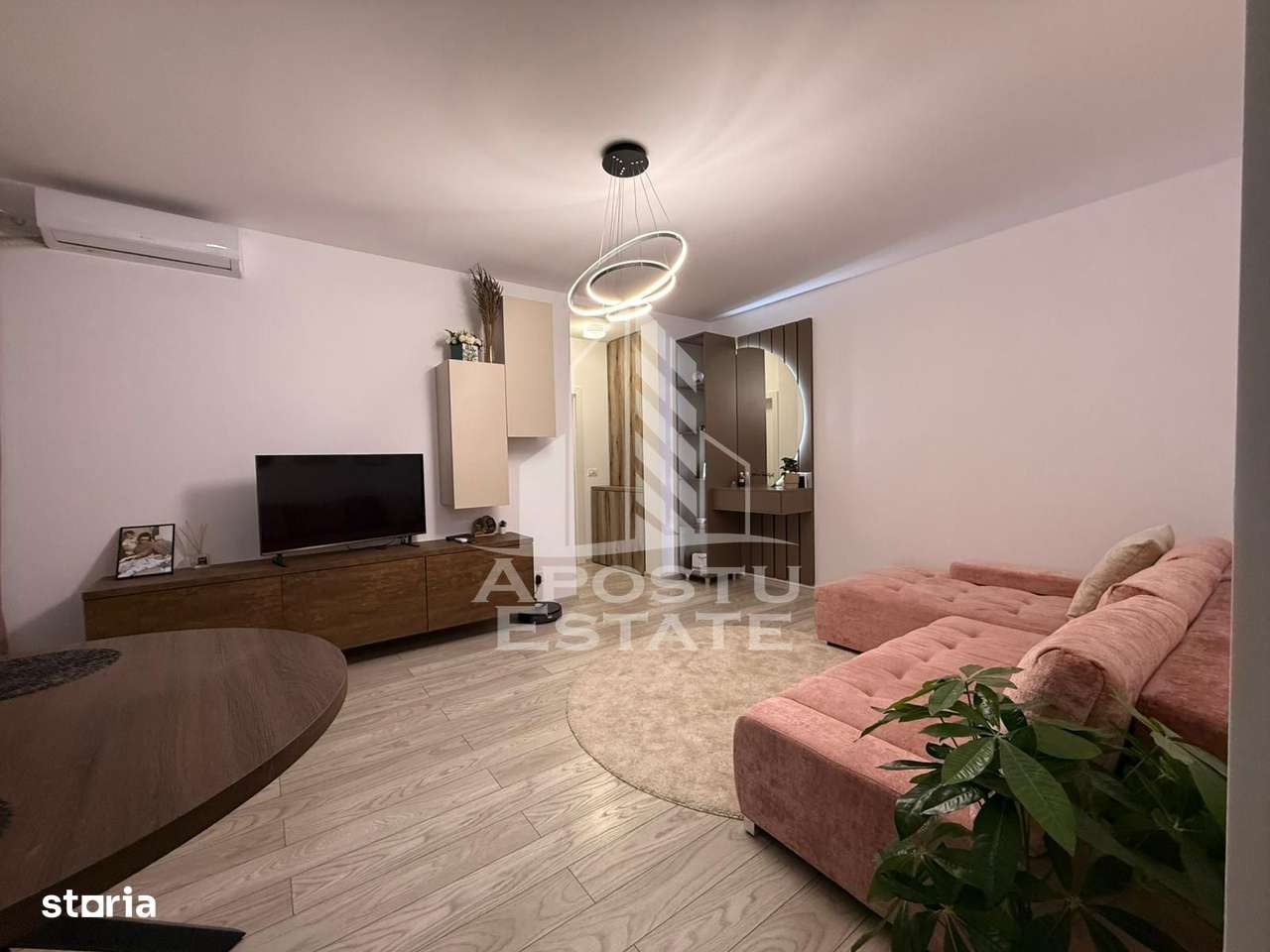 Apartament cu 2 camere, ultrafinisat, zona Dumbravita - Imagine principală: 3/13