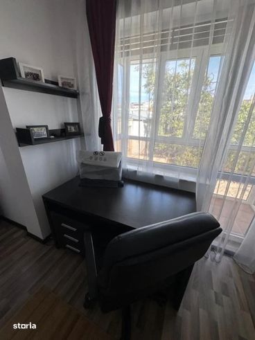 Vanzare apartament 4 camere etaj 1 plus garsoniera vila Gara de Nord-3