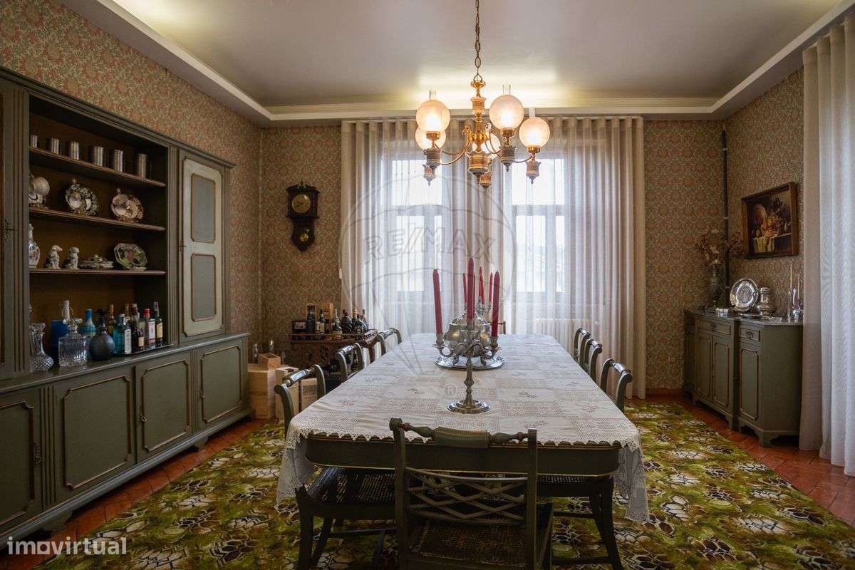 Moradia T7 para venda-8