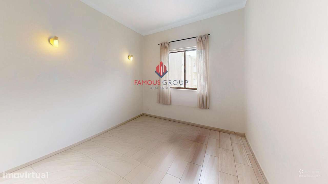 Apartamento T2 Duplex - Lagoa na Rua General Humberto Delgado-31