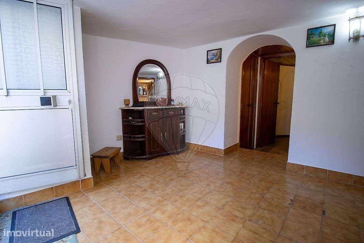 Moradia T2 para venda-10