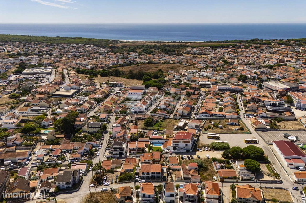 Moradia geminada T4 Quintinhas - Charneca de Caparica - Grande imagem: 2/42