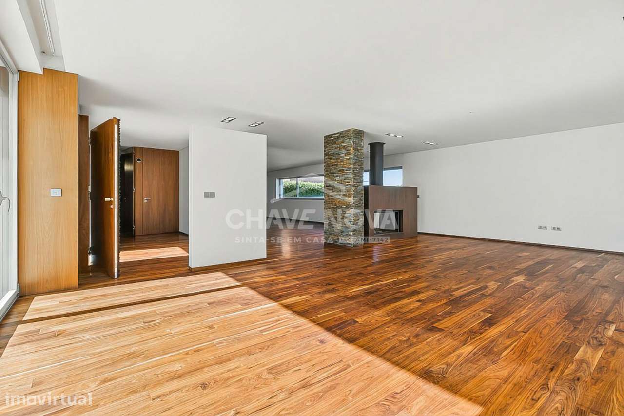 Moradia T4+1 Isolada com piscina aquecida salgada- Vila do Conde - Grande imagem: 5/25