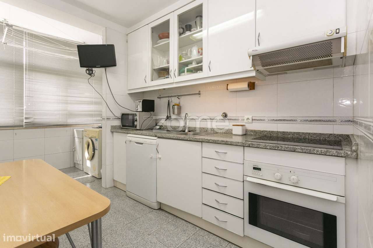 Apartamento T2+1 Arrendamento com garagem fechada, em Paranhos - Grande imagem: 5/31