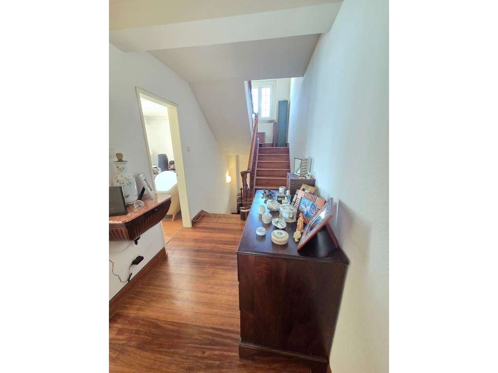 Charmosa moradia T4, na Ericeira, com fantástica vista mar-18