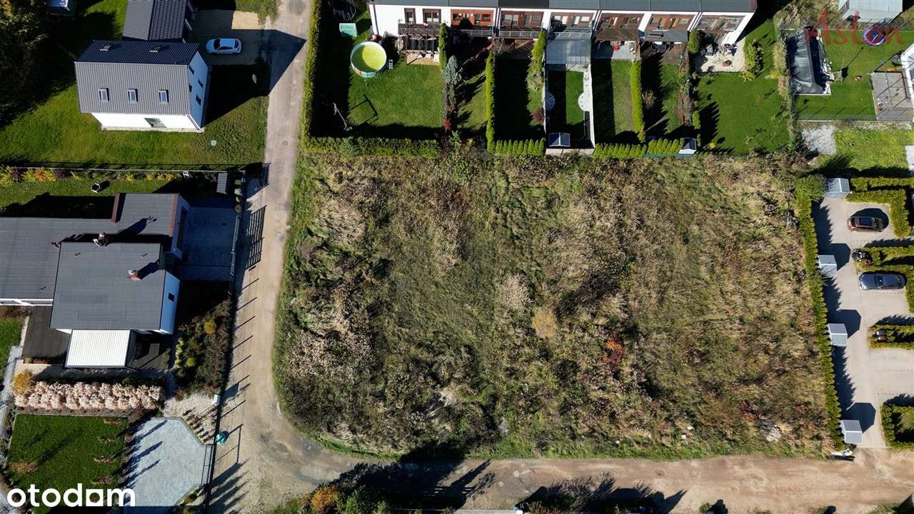 Tychy Jaroszowice, ul. Ułańska dz. budowlana 987m-6