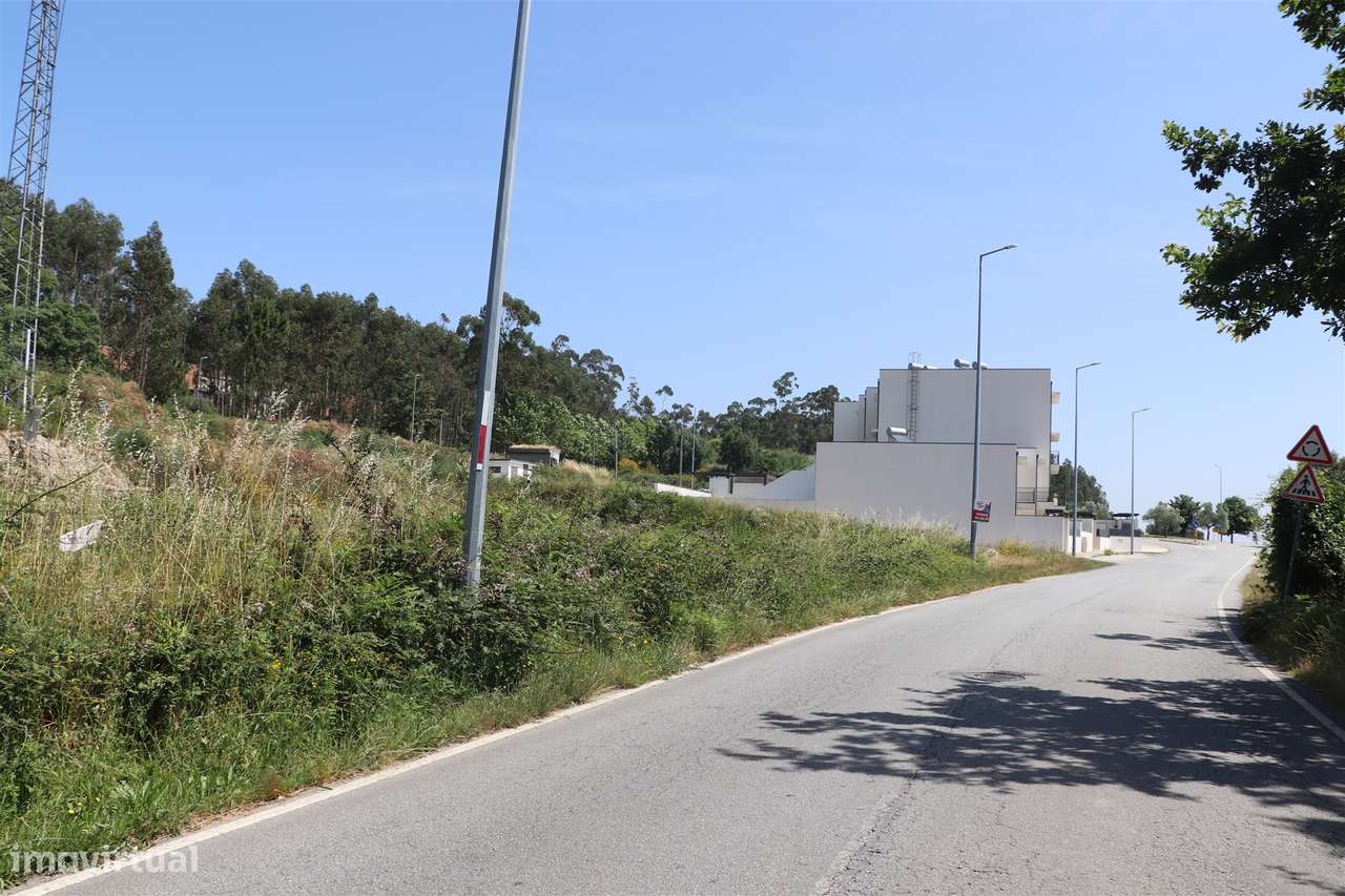 Lote de Terreno  Venda em Lustosa e Barrosas (Santo Estêvão),Lousada - Grande imagem: 4/13