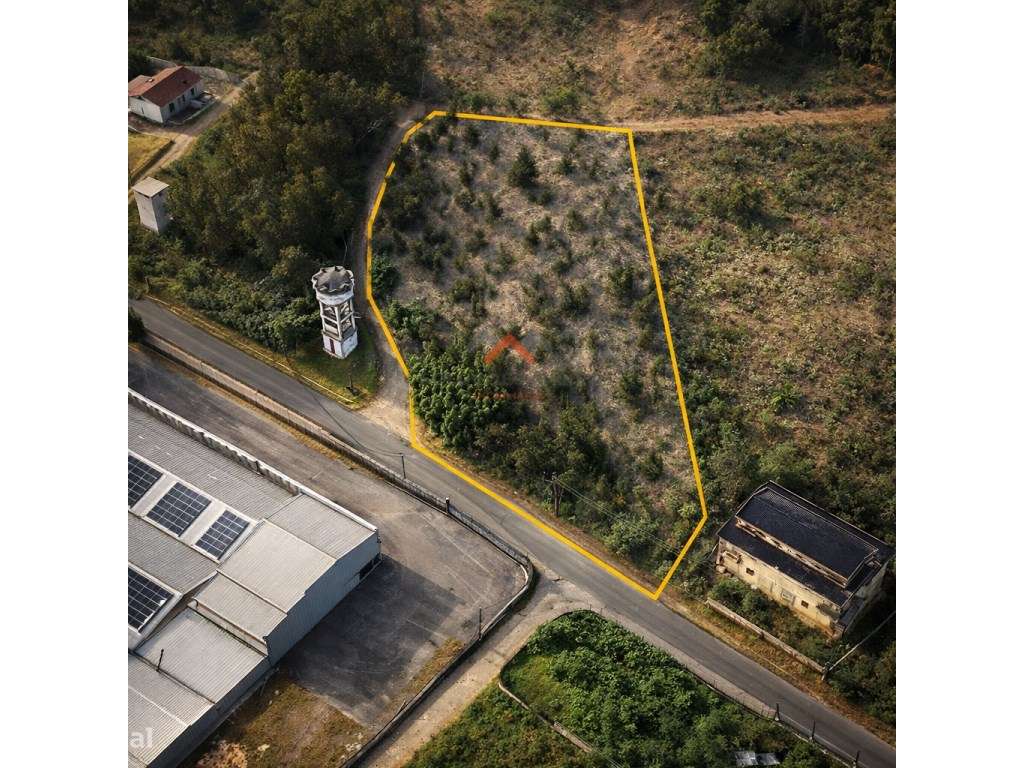 Terreno 3960m² para Construção, possibilidade de Permuta - Grande imagem: 3/5