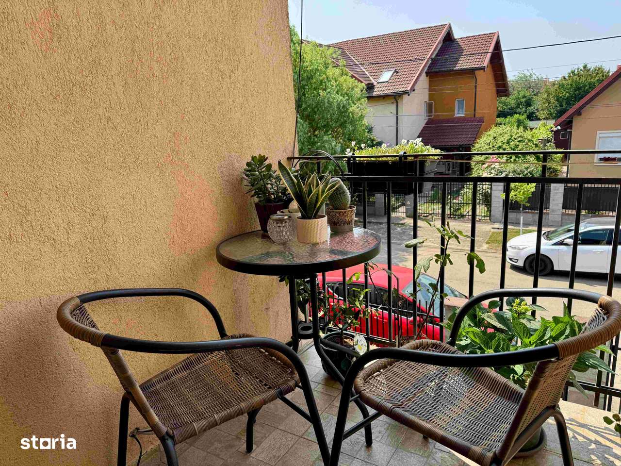 Triplex,acces din 2 fronturi,parter,mansardă înaltă ,175mp,teren 300mp - Imagine principală: 5/20