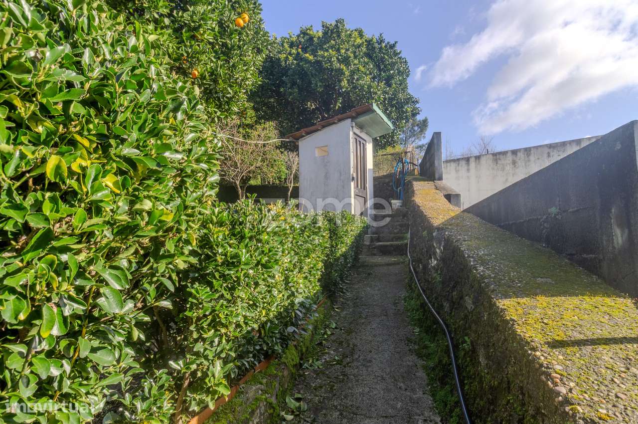 Moradia Isolada T3 com Terreno - Foz do Sousa-39