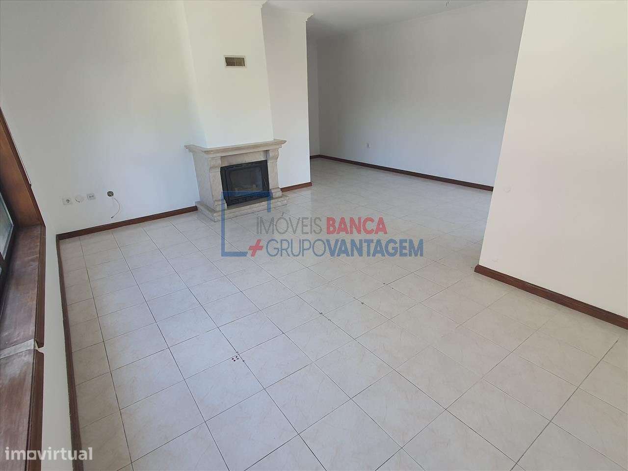 Apartamento T2 C/ Garagem Box - Grande imagem: 3/20