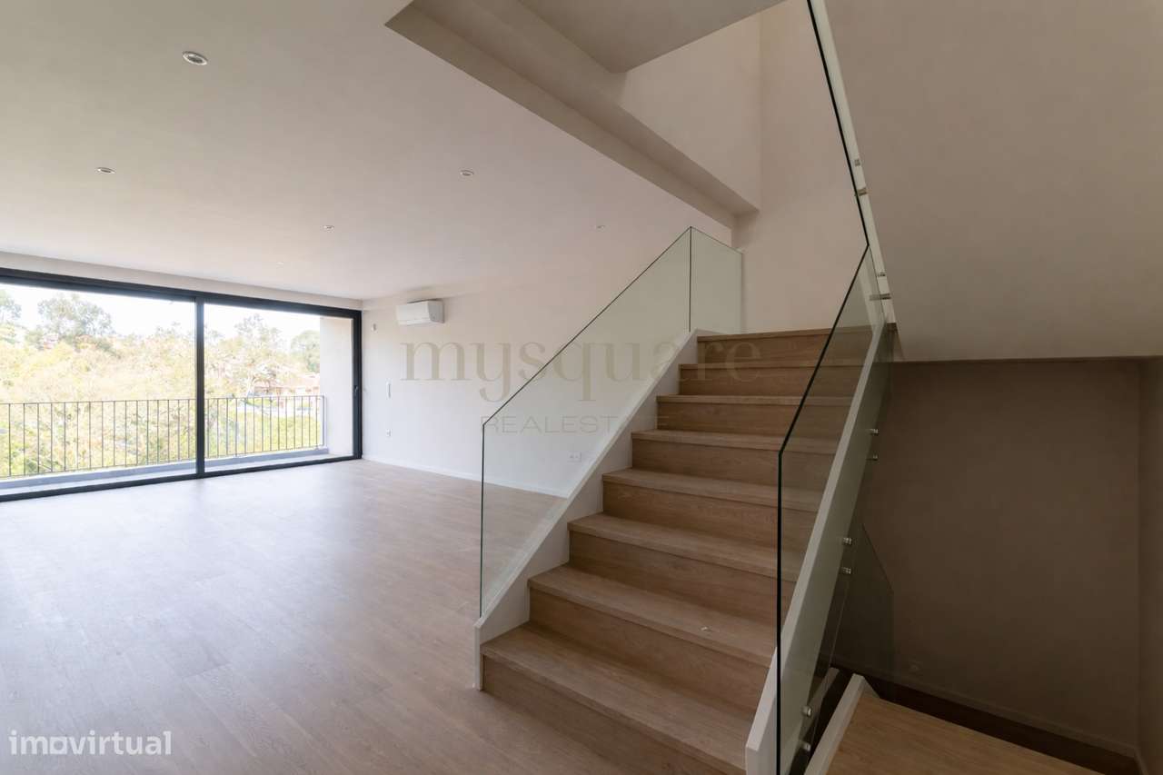 Moradia T3 de 2 frentes com jardim em São Pedro da Cova, Gondomar - Grande imagem: 4/26