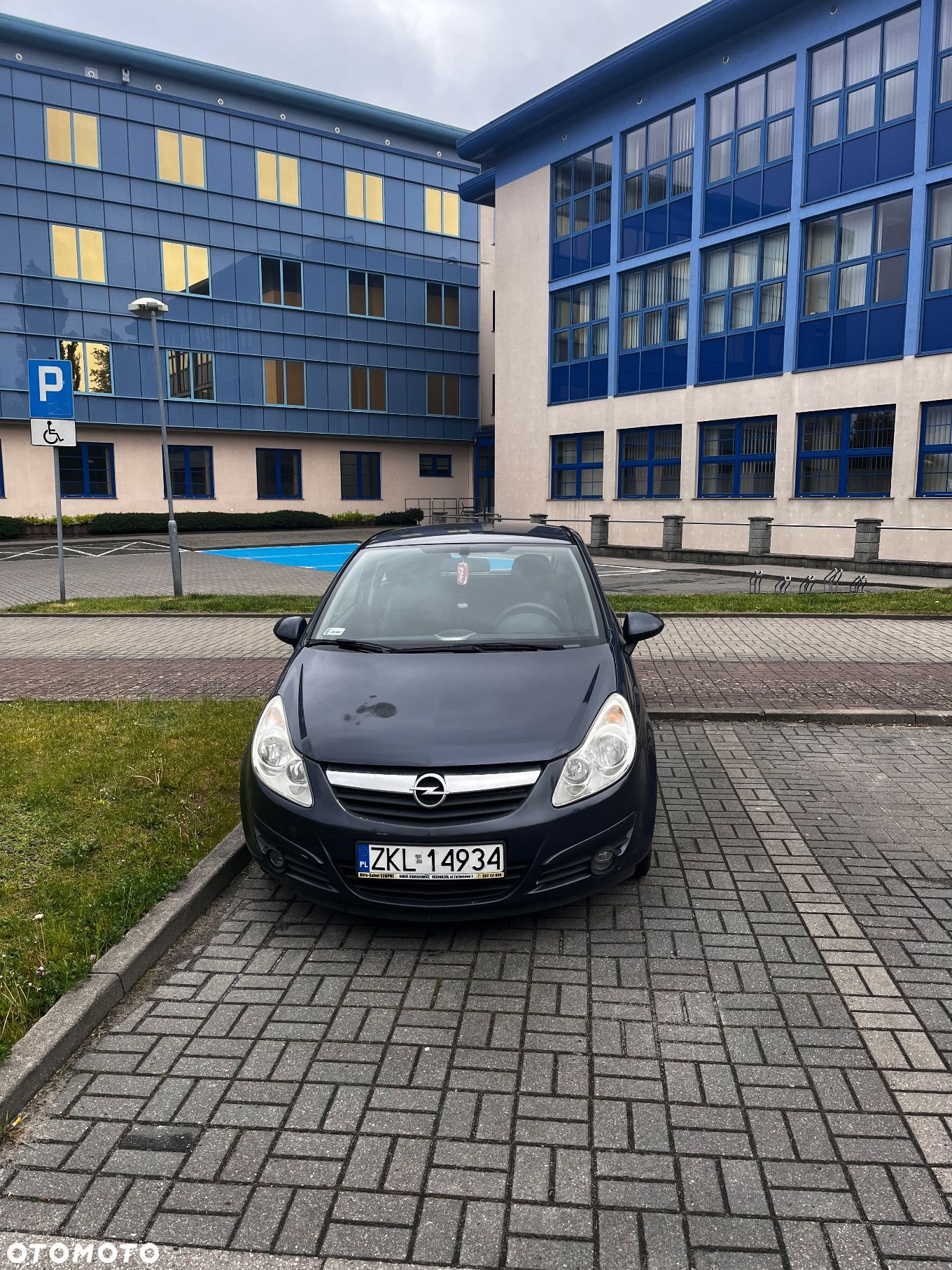 Opel Corsa - 1