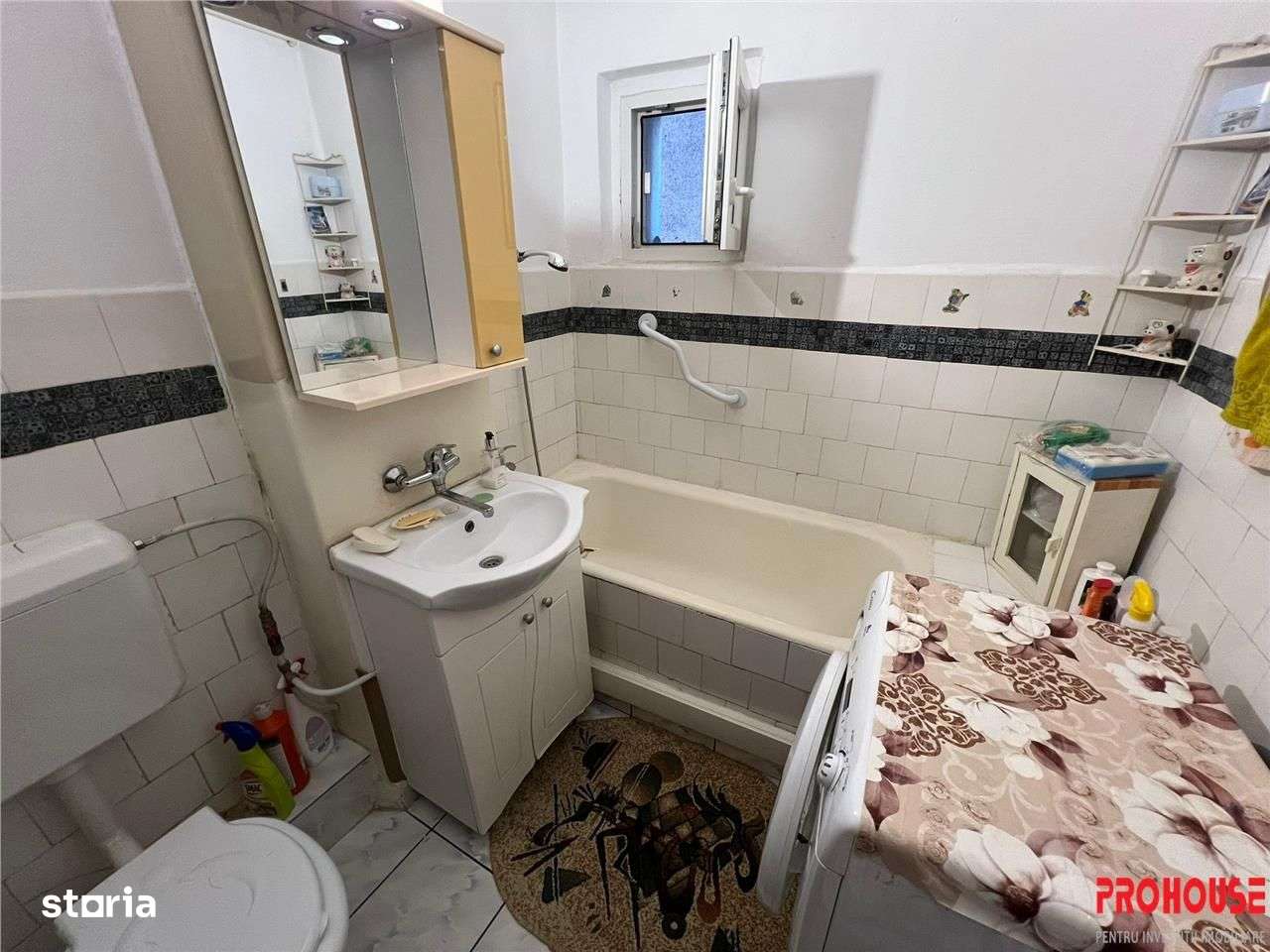 Apartament cu 3 camere decomandat - 70 mp - Zona Adriatica, Str. Aleea-17