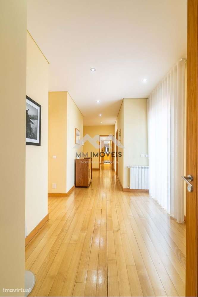 Moradia T6 | Braga | Isolada | Piscina | 1 000m2 | Terraço | Jardim |-19