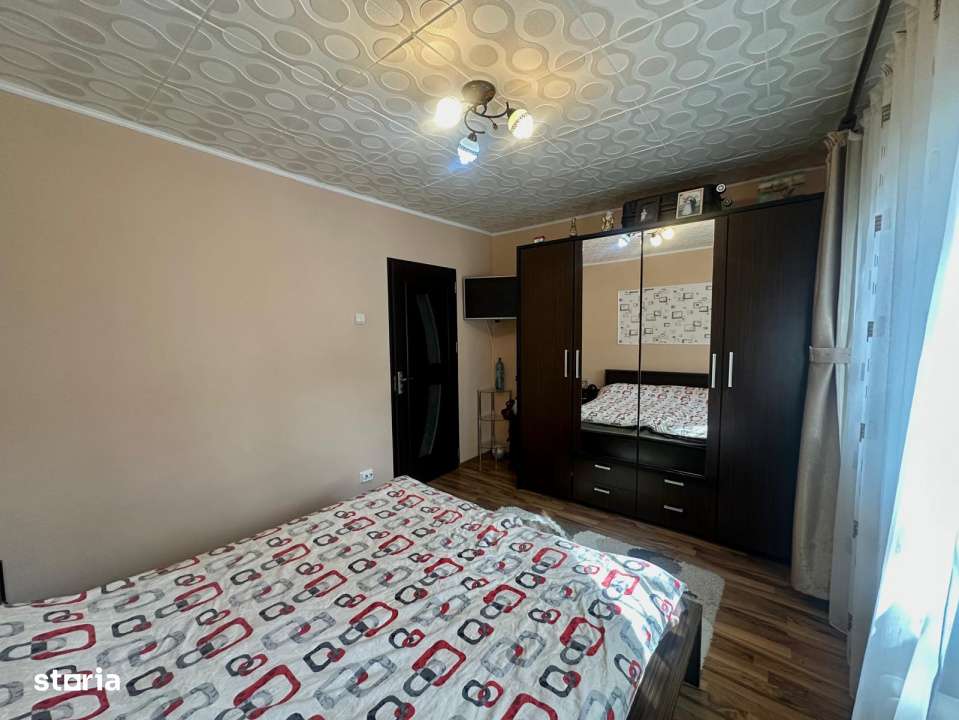 Apartament tip Q cu 2 camere de vanzare in zona Decebal– Oradea - Imagine principală: 5/13