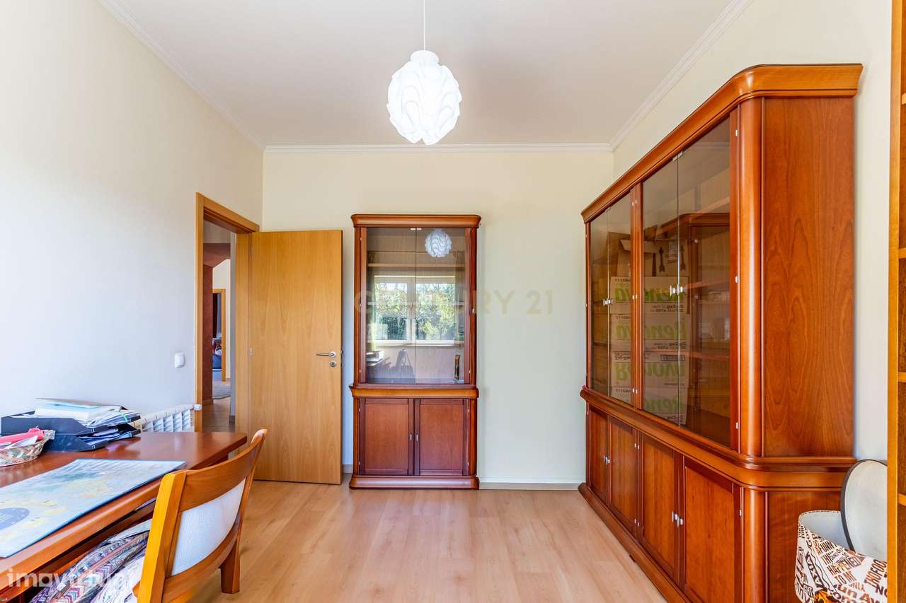 Moradia T6 + T1 Moderna, em Figueiró dos Vinhos - Espaço, Conforto e E-16