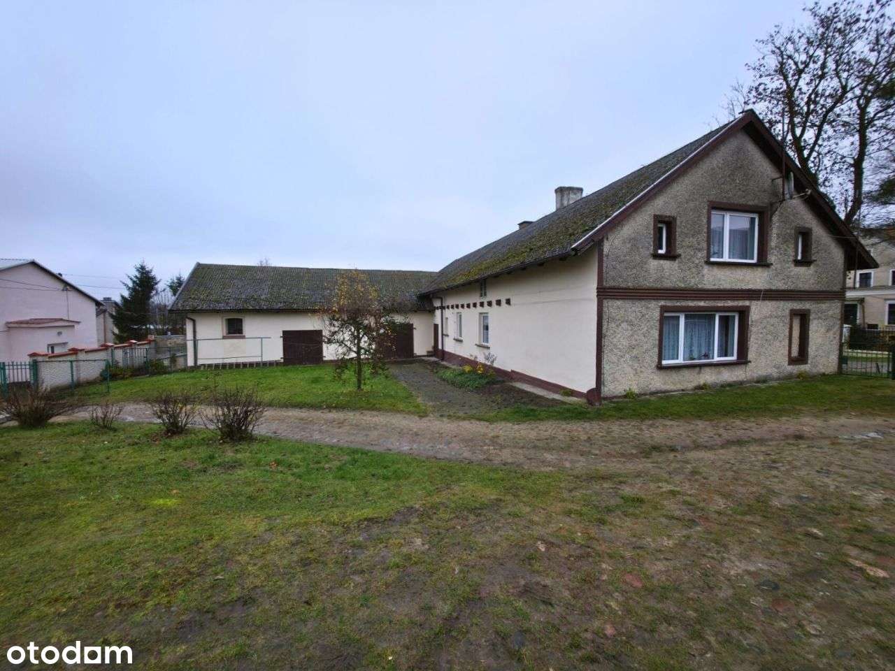 Dom z historią i ogromnym potencjałem!-14