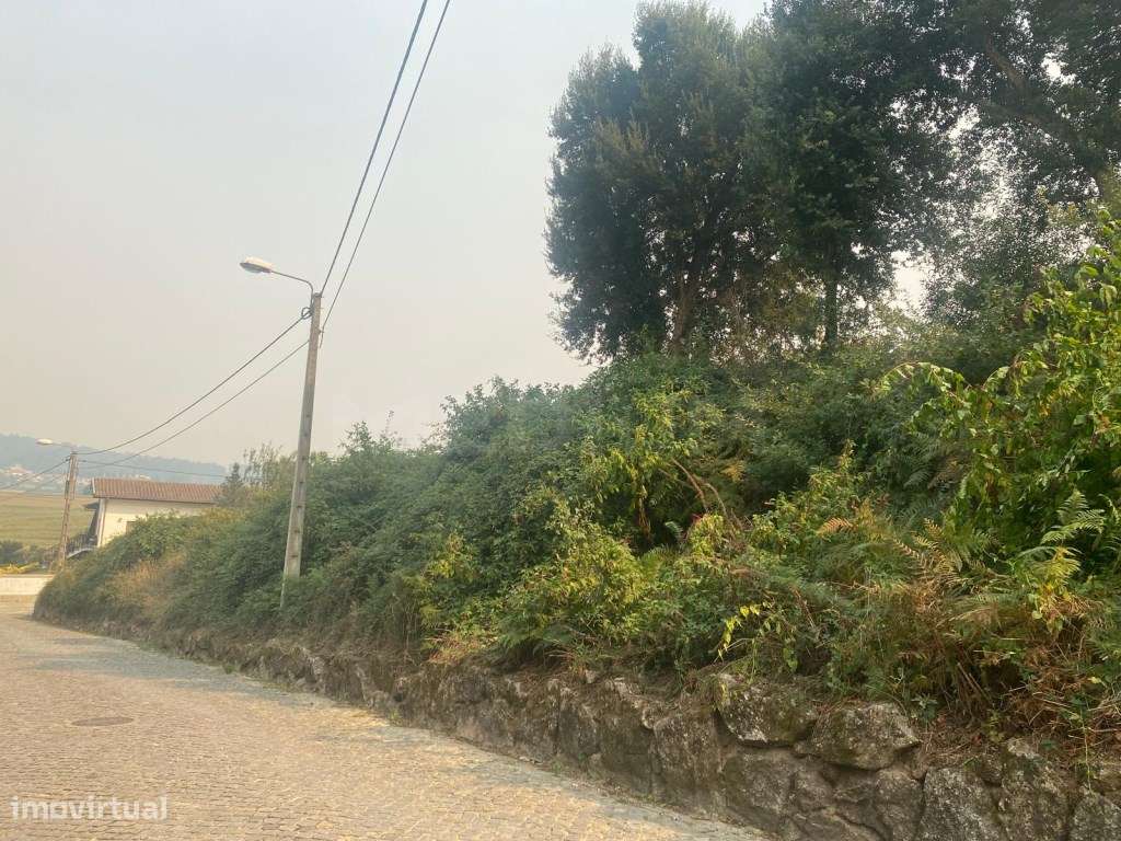 Terreno em Cavalões - Grande imagem: 3/5