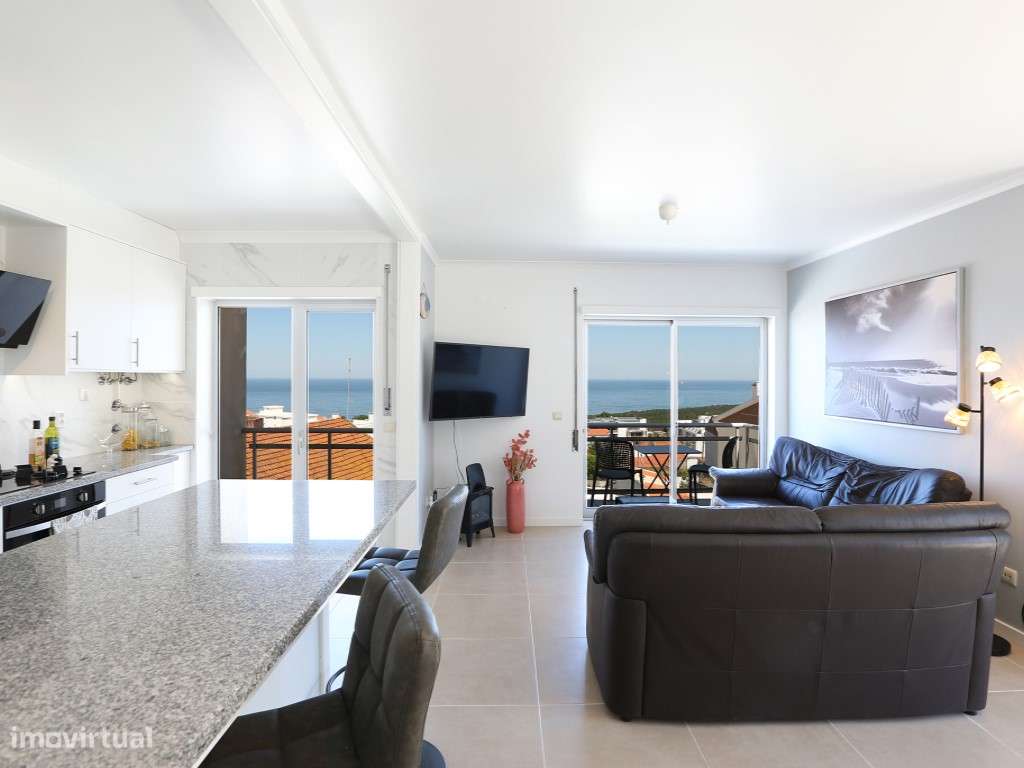 Apartamento T2 com Terraço Privado e Vista Mar | Sítio da Nazaré-8