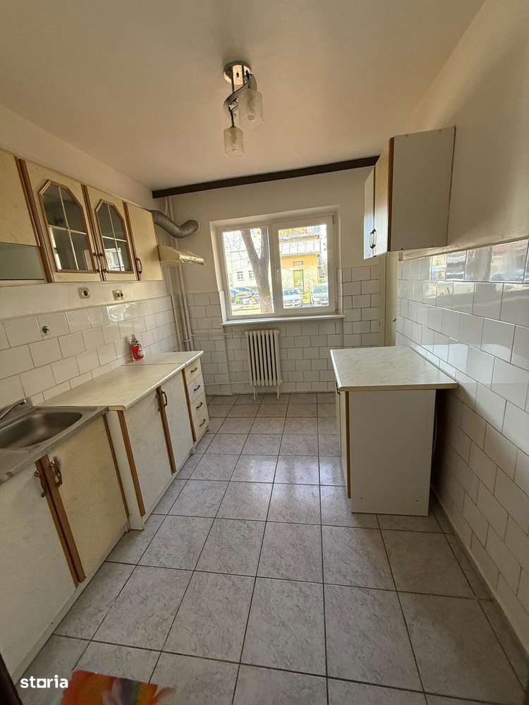 Apartament cu 2 camere semidecomadate, Zamca-2