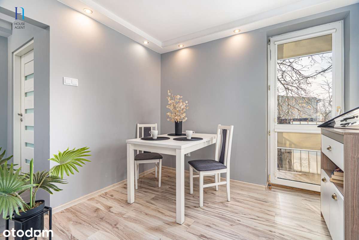 Unikalne Mieszkanie w Łodzi - 4 Pokoje, 2 Balkony!-1