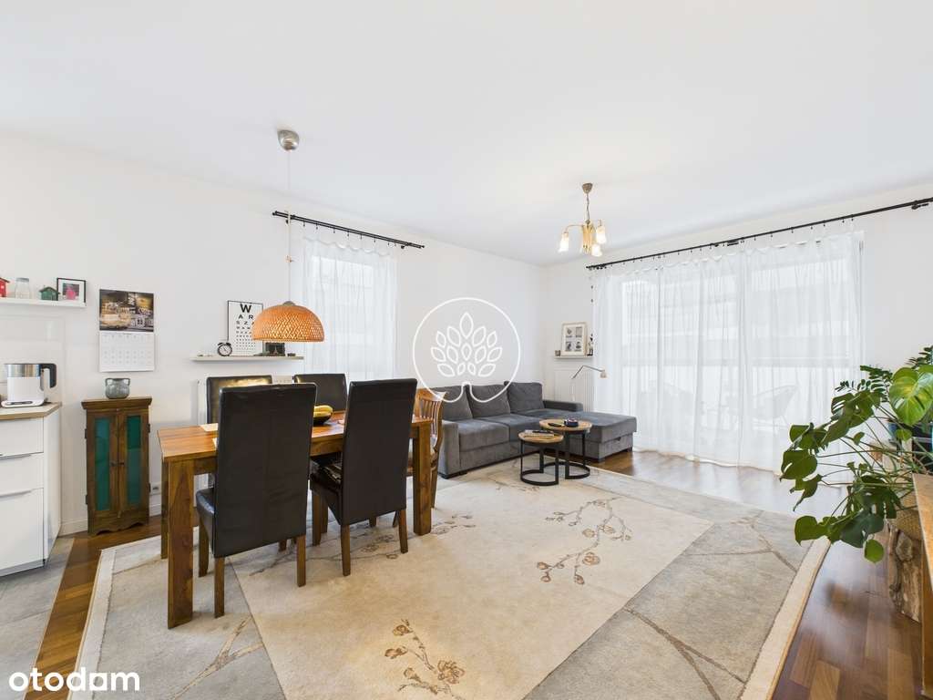 Świetny rozkład / Duży balkon / Dwustronne-2