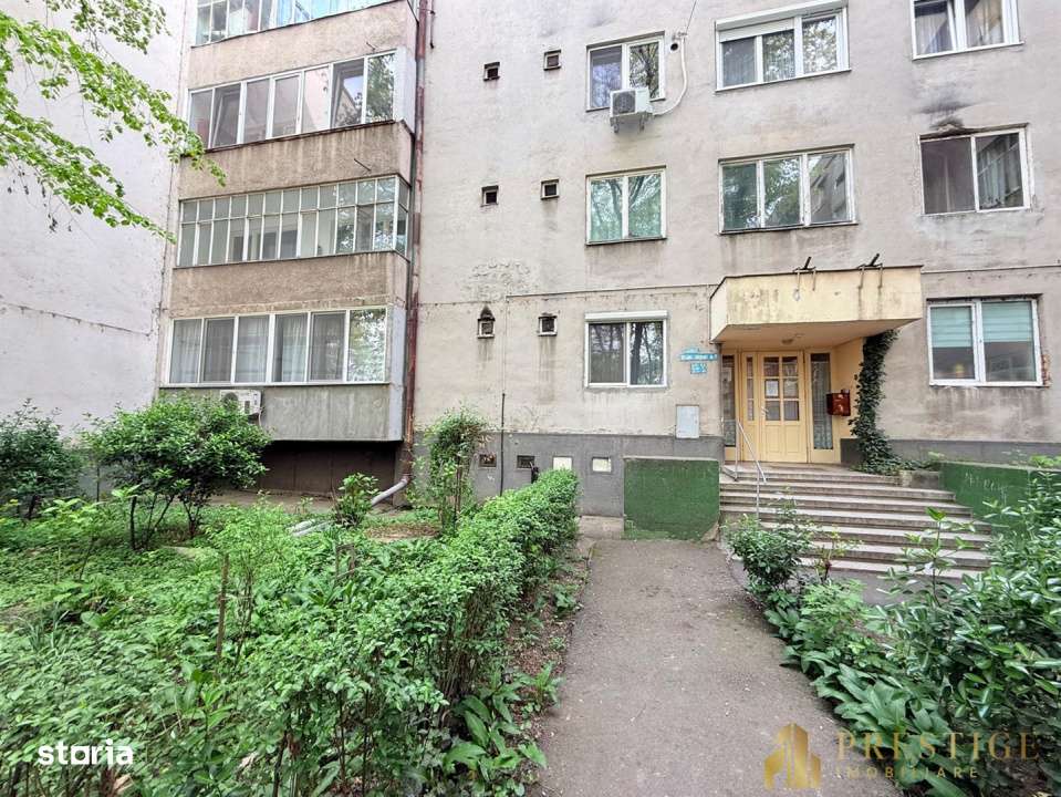 Apartament cu 2 camere tip B de vanzare pe str. Splaiul Crisanei-11