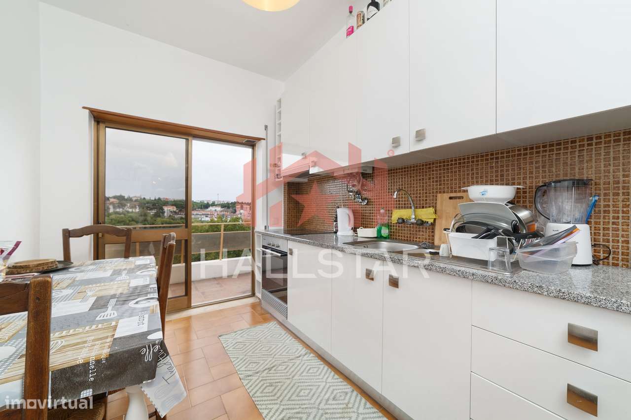 Apartamento T5 / Penúltimo andar / Vistas panorâmicas / Centro da Cida - Grande imagem: 3/31