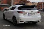 Lexus CT - 7