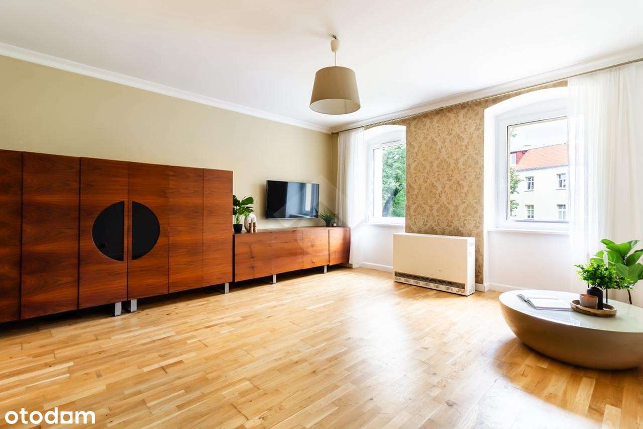 Kawalerka | Blisko rynku | 2 piętro | Osobna kuchnia-3