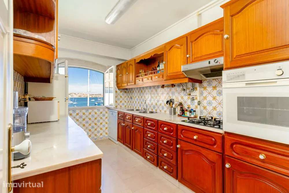 Apartamento T1 no Centro Histórico de Cascais com Vista Mar-6