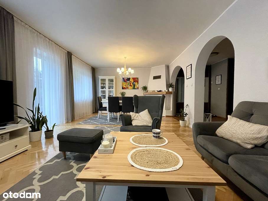 Zadbany dom w super lokalizacji, 6 pokoi-2