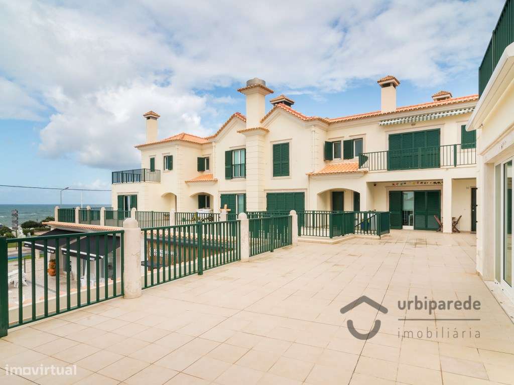 Moradia V4 em condomínio fechado no centro da Ericeira, com garagem.-8