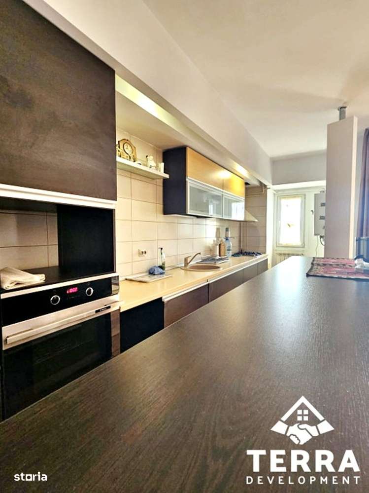 Pret promotional! Apartament spatios, cu garaj  – Faleza Nord-4