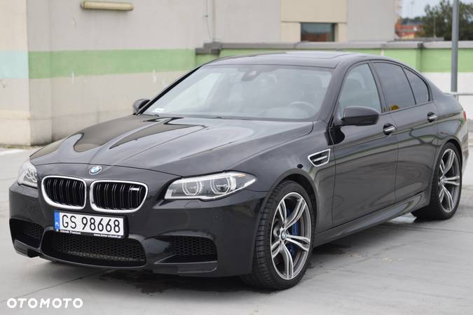 BMW M5 Standard - 6