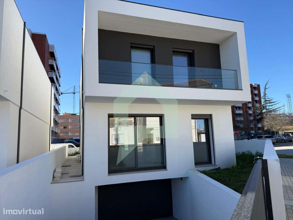 Moradia individual V3 em Barcelos - Grande imagem: 3/24