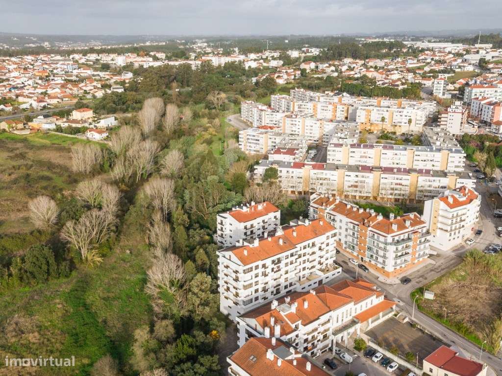 Apartamento T3 | Quinta do Amparo, Leiria-35