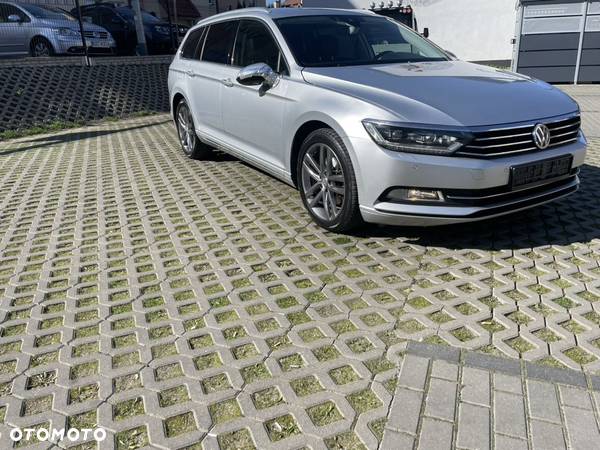 Volkswagen Passat Variant 2.0 TDI SCR DSG BlueMotion Highline - 6