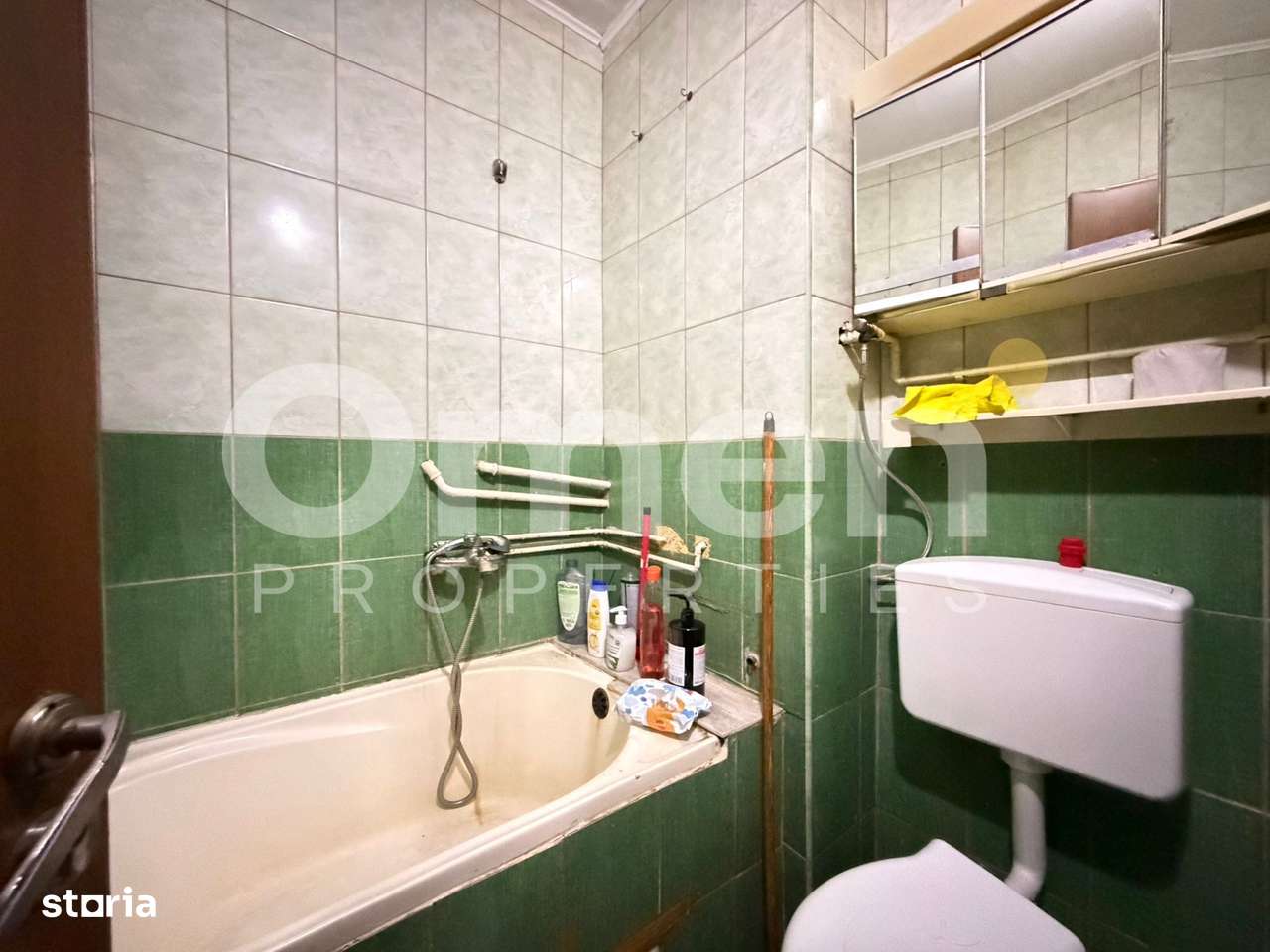 Garsoniera cu balcon, etaj intermediar, zona Meda-3
